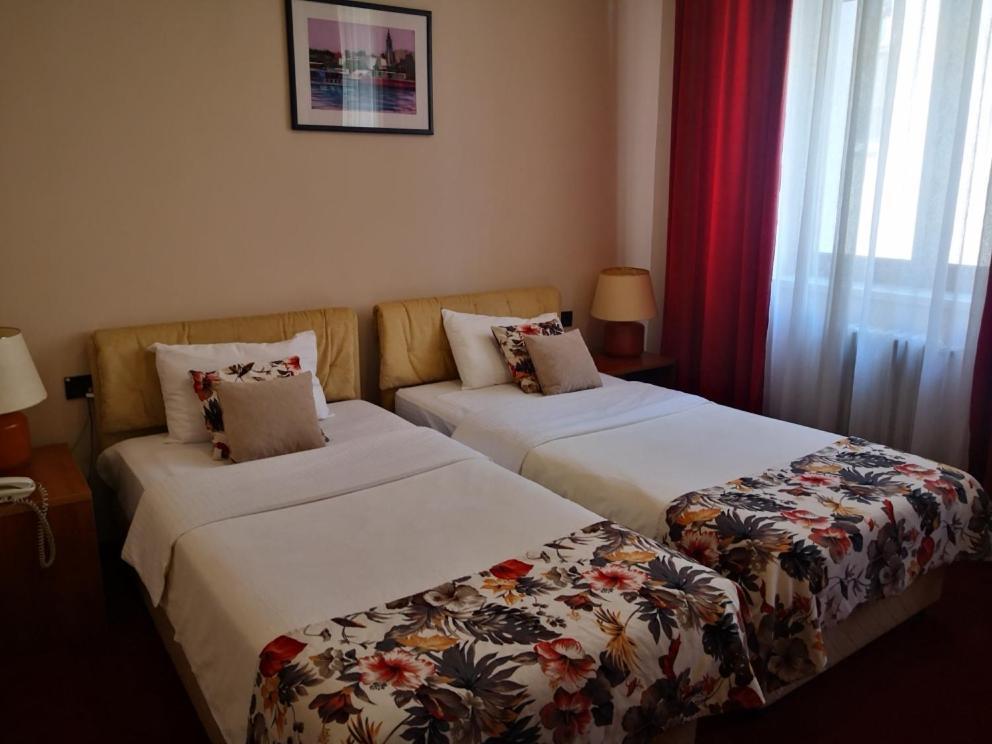 Hotel N Belgrad Dış mekan fotoğraf